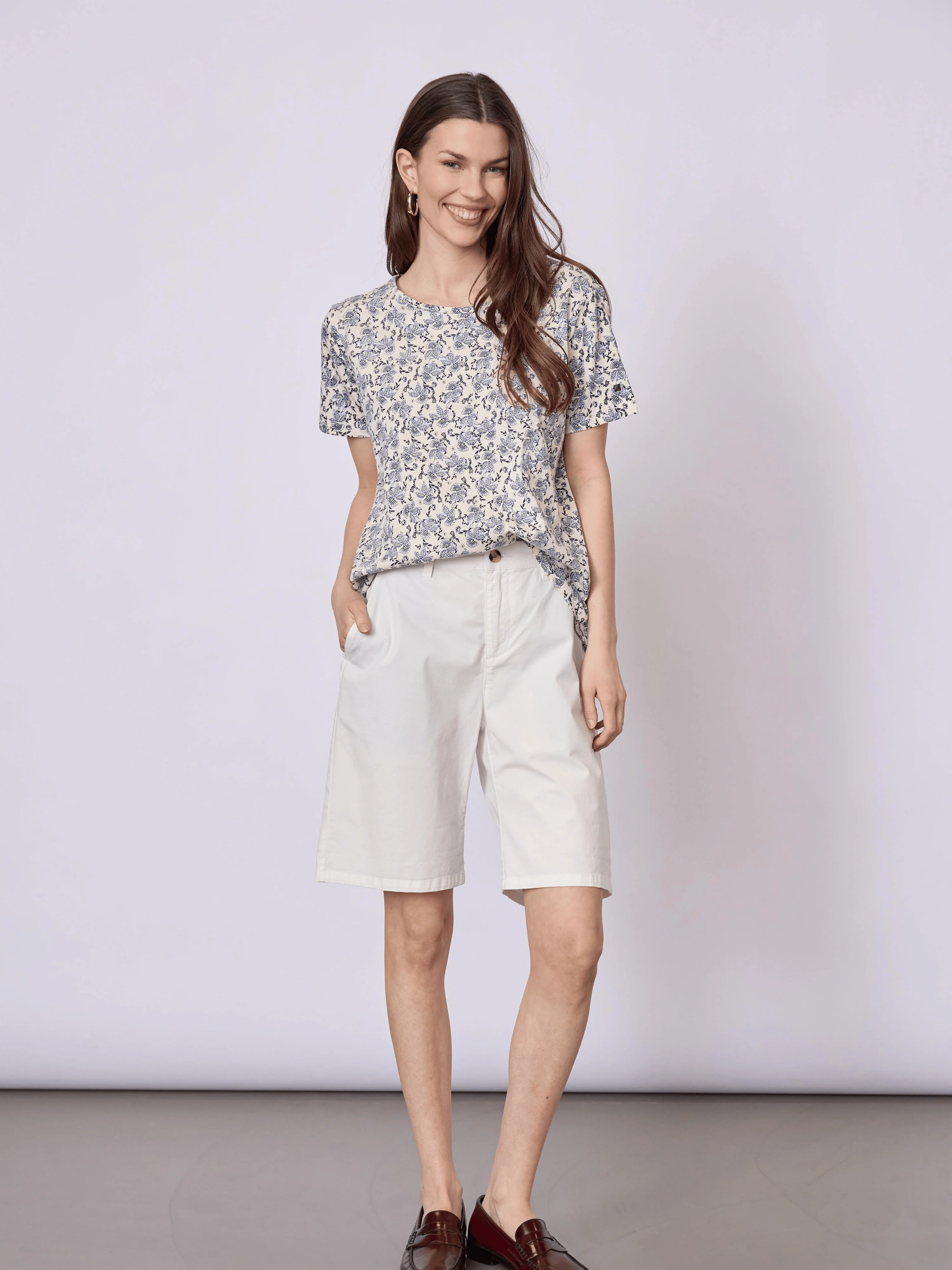 Celina T-shirt - Blue Pattern - Image 3