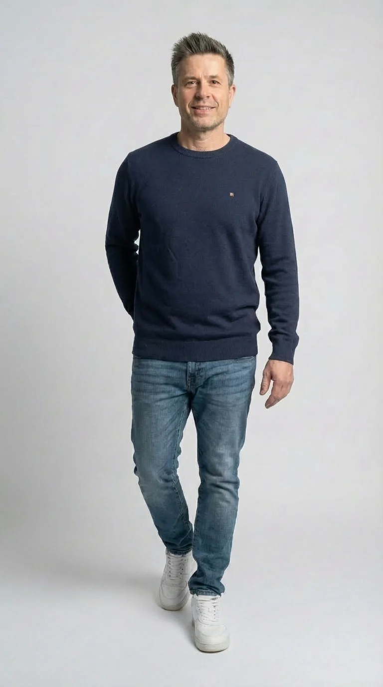 Julian Seasonal - Classic Navy