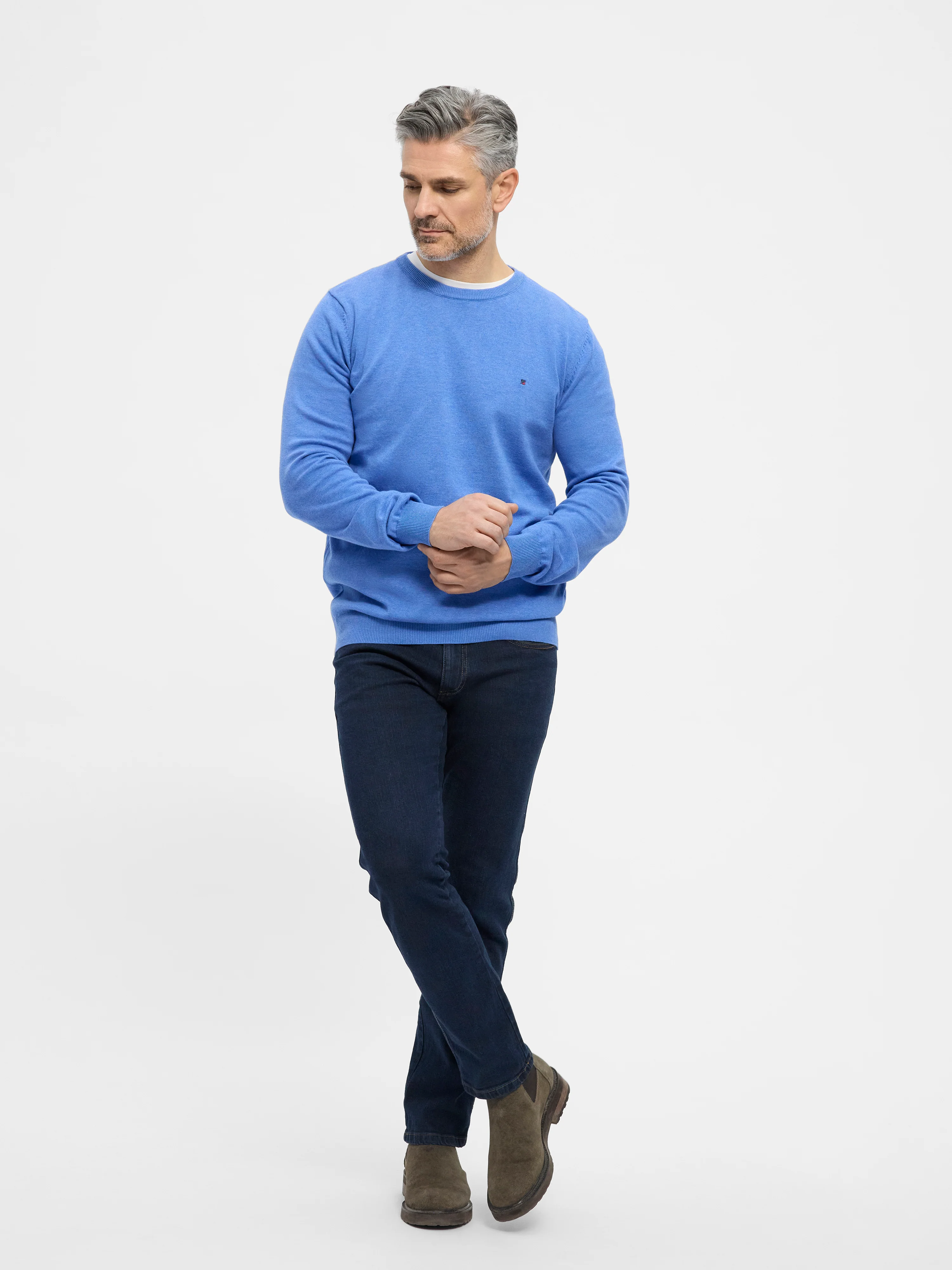Julian - Blue - Image 4