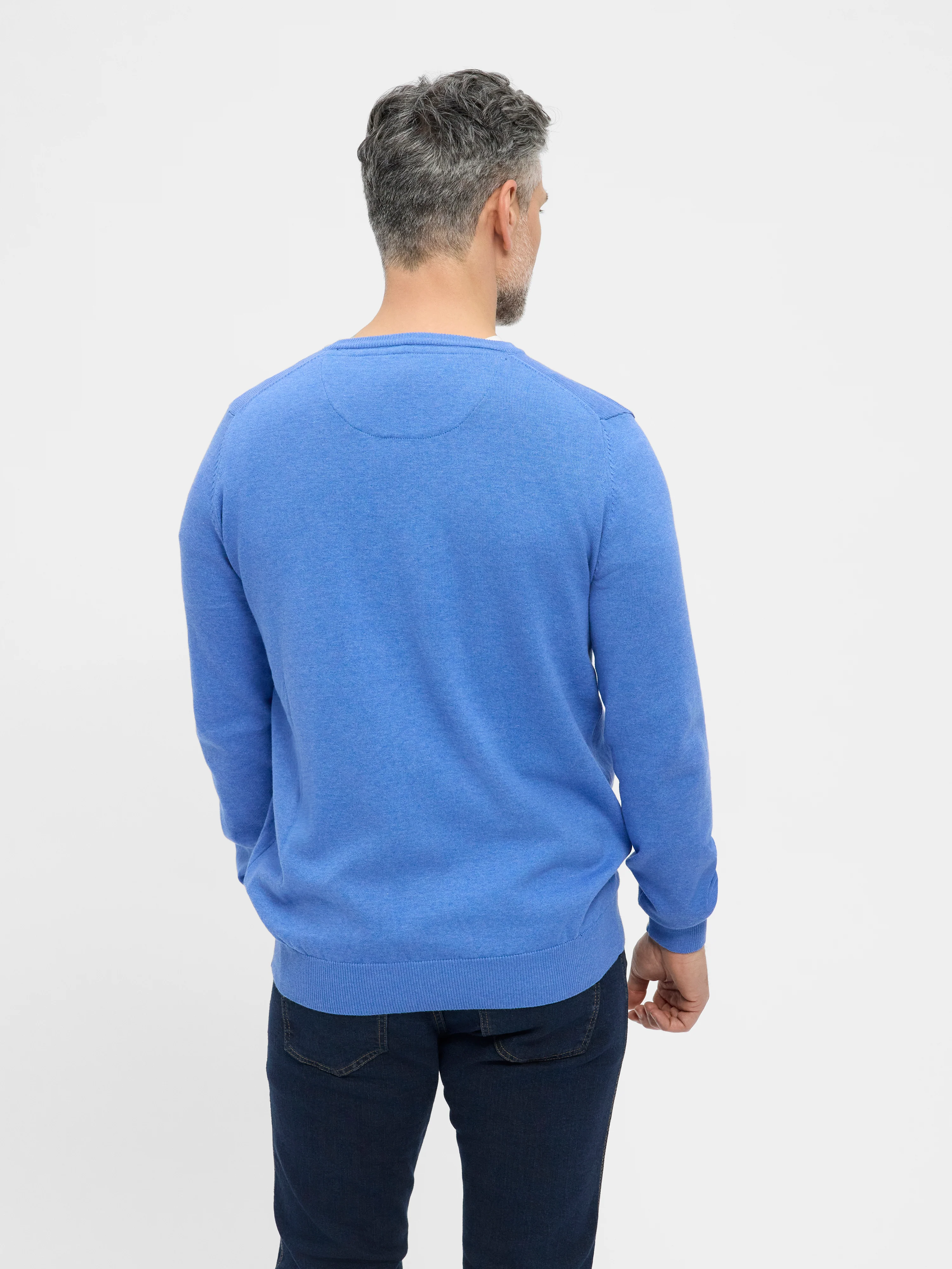 Julian - Blue - Image 6