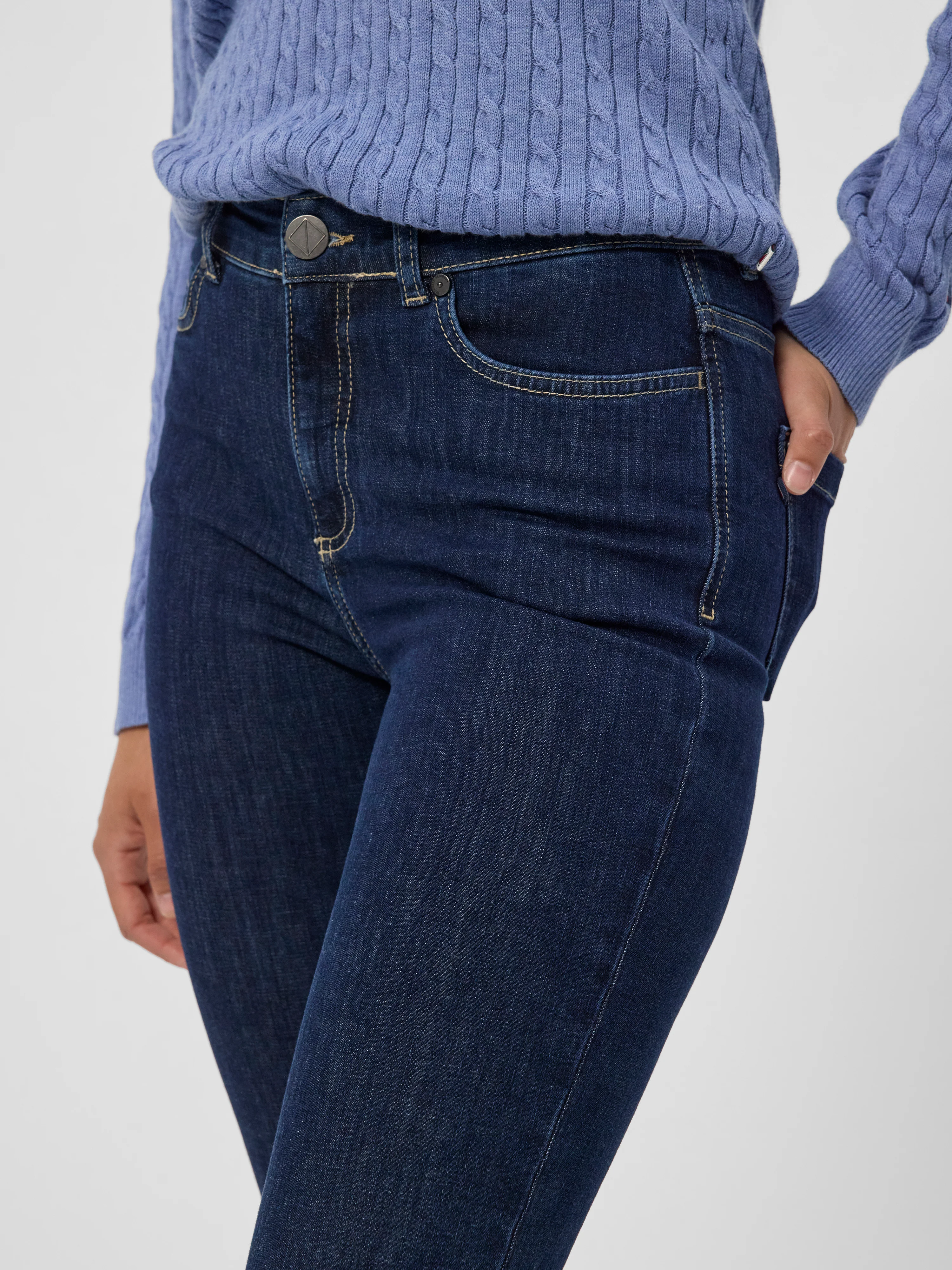 Mai Jeans - Mid Blue - Image 6